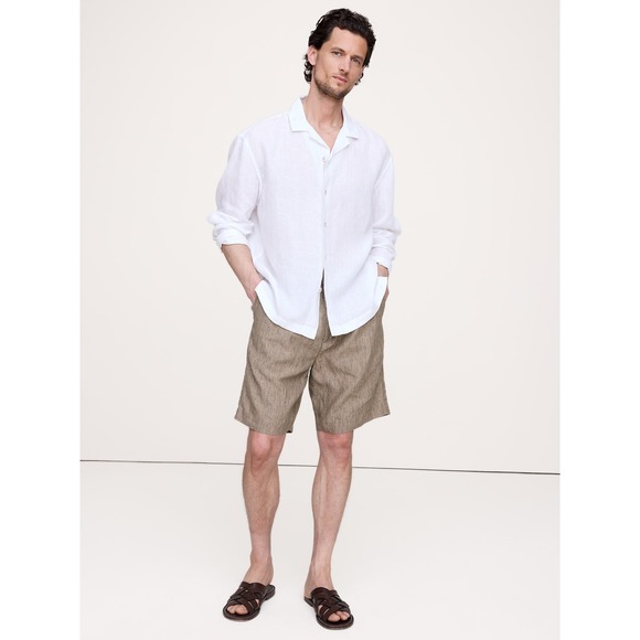 Banana Republic Other - Banana Republic Men's White Untucked Fit Non-Iron Textured Cotton Shirt- L